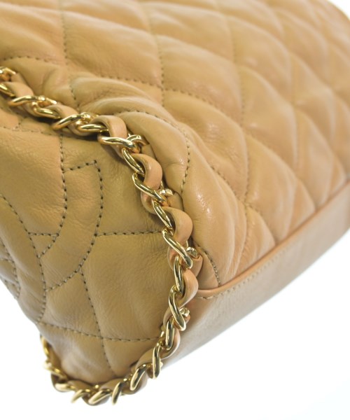 CHANEL กระเป๋าสะพาย