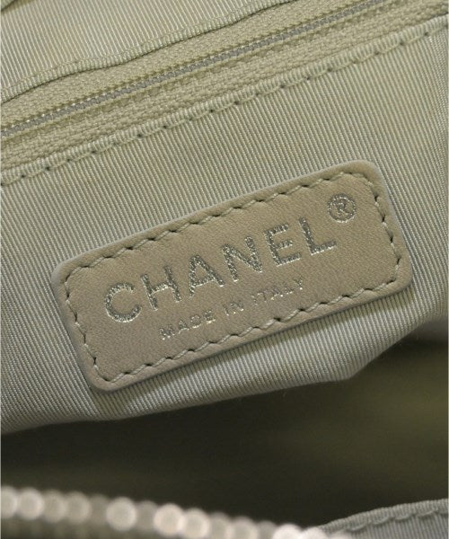 CHANEL กระเป๋าถือ