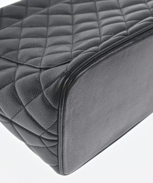 CHANEL กระเป๋าถือขนาดใหญ่