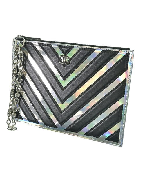CHANEL คลัตช์