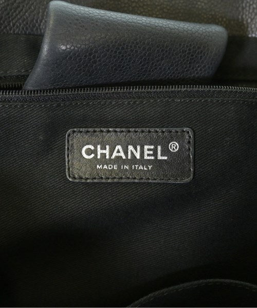 CHANEL กระเป๋าถือขนาดใหญ่