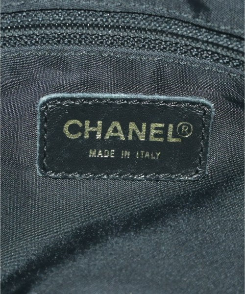 CHANEL กระเป๋าสะพาย