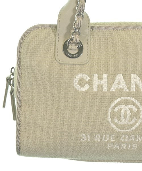 CHANEL กระเป๋าถือ