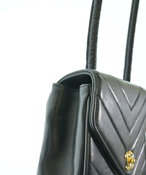 CHANEL กระเป๋าสะพาย