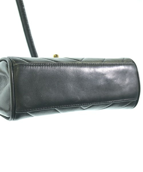 CHANEL กระเป๋าสะพาย