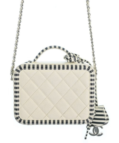 CHANEL กระเป๋าสะพาย
