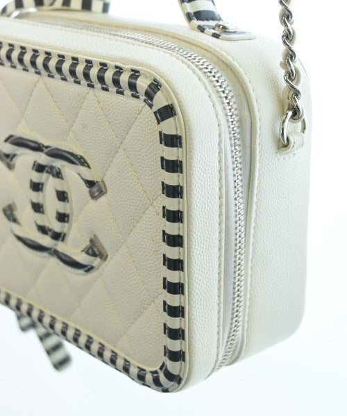 CHANEL กระเป๋าสะพาย