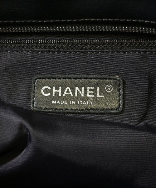CHANEL กระเป๋าถือขนาดใหญ่