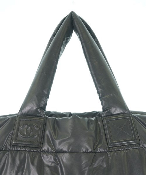 CHANEL กระเป๋าถือขนาดใหญ่