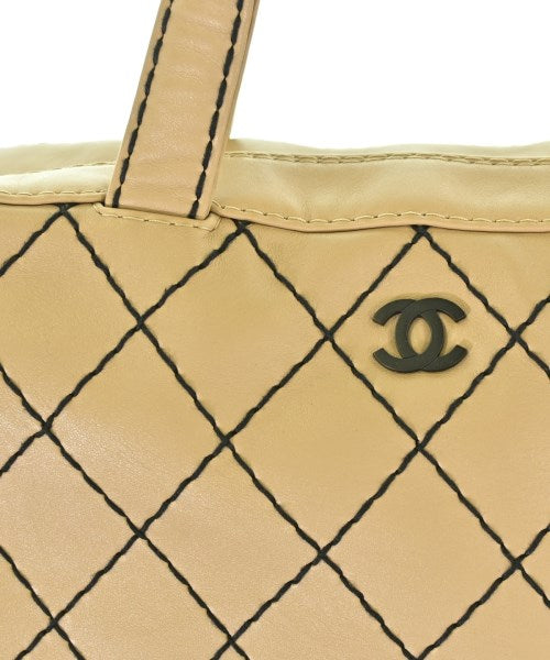 CHANEL กระเป๋าใส่อุปกรณ์ขนาดใหญ่