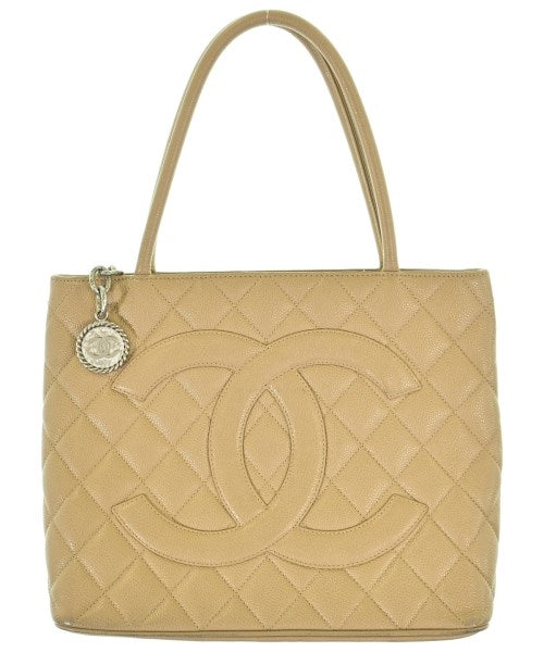 CHANEL กระเป๋าถือ