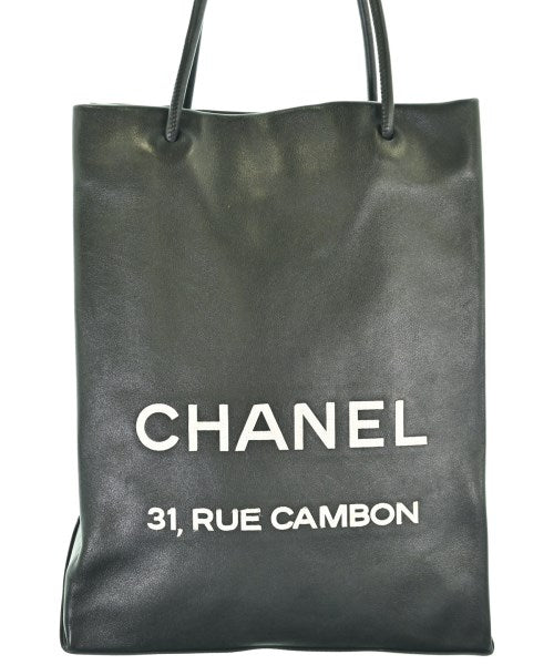 CHANEL กระเป๋าถือขนาดใหญ่