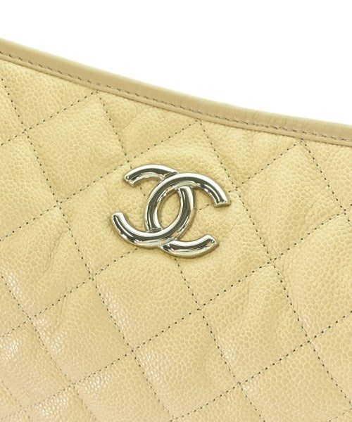 CHANEL กระเป๋าสะพาย