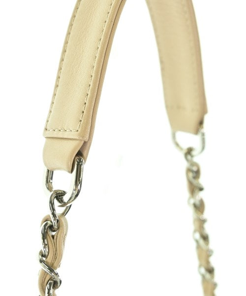CHANEL กระเป๋าสะพาย