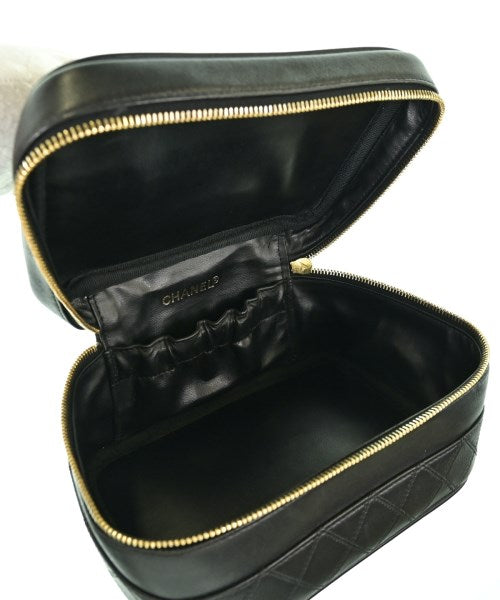 CHANEL กระเป๋าถือ