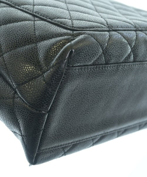 CHANEL กระเป๋าถือ
