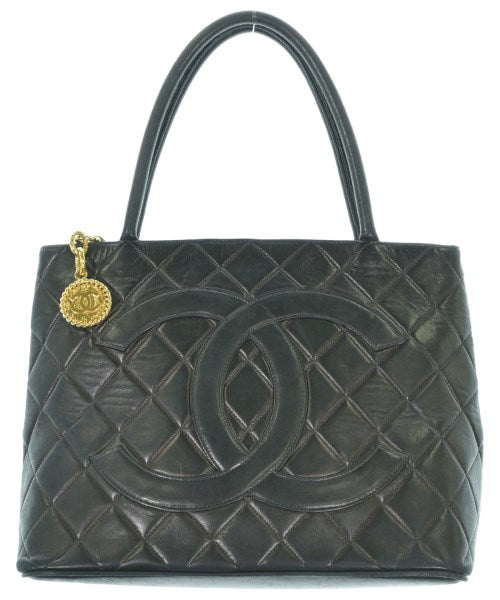 CHANEL กระเป๋าถือ