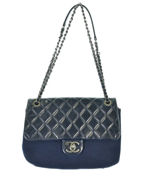 CHANEL กระเป๋าสะพาย