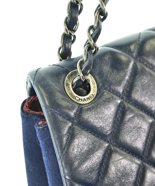 CHANEL กระเป๋าสะพาย
