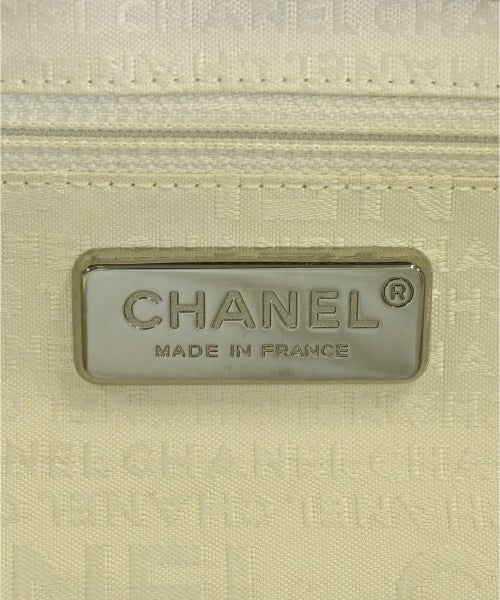 CHANEL กระเป๋าถือ