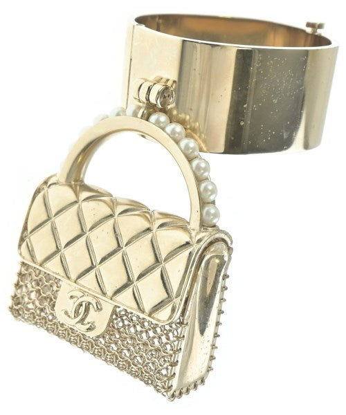 CHANEL สร้อยข้อมือ/กำไล