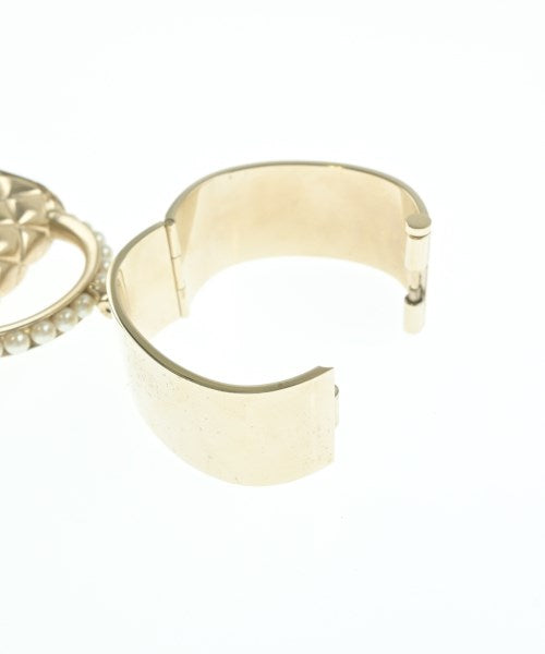 CHANEL สร้อยข้อมือ/กำไล
