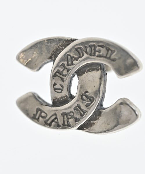 CHANEL เจาะ