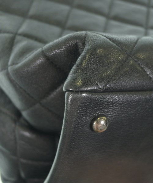 CHANEL กระเป๋าถือ