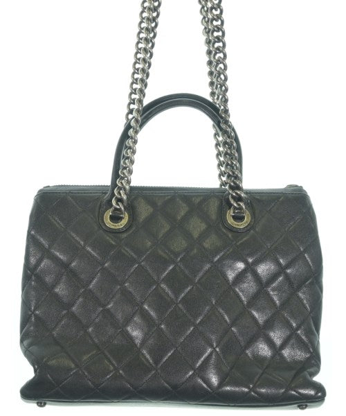 CHANEL กระเป๋าถือ