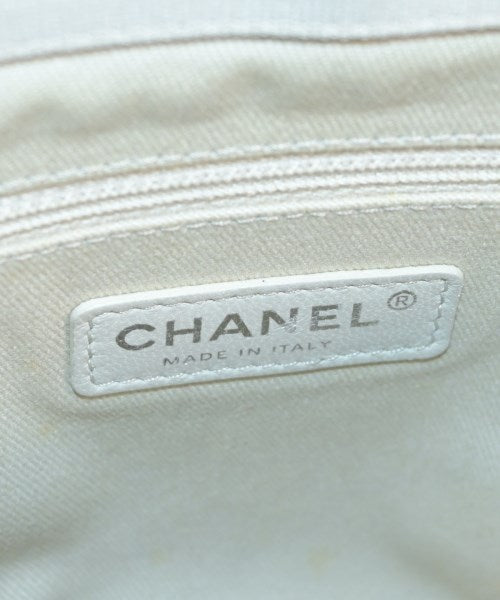 CHANEL กระเป๋าถือ