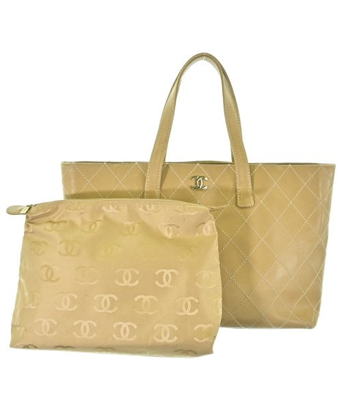 CHANEL กระเป๋าถือขนาดใหญ่