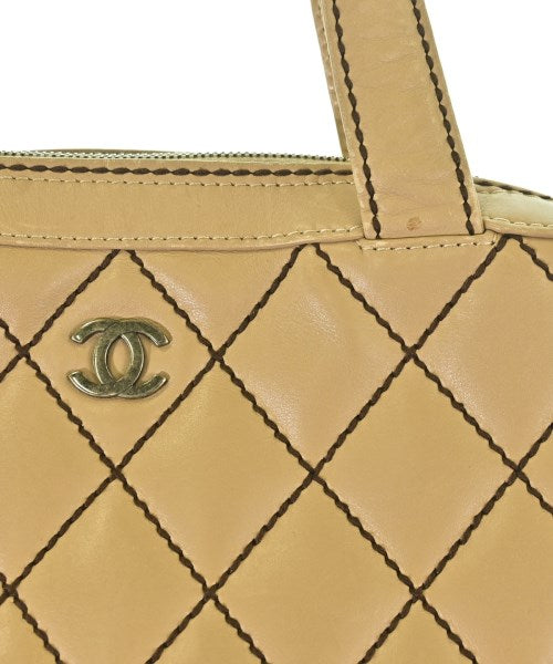 CHANEL กระเป๋าถือ