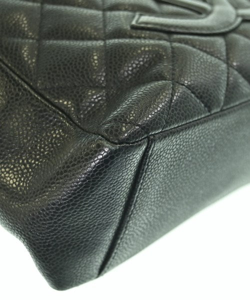 CHANEL กระเป๋าถือ