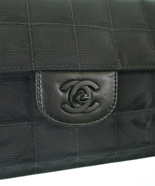 CHANEL กระเป๋าสะพาย