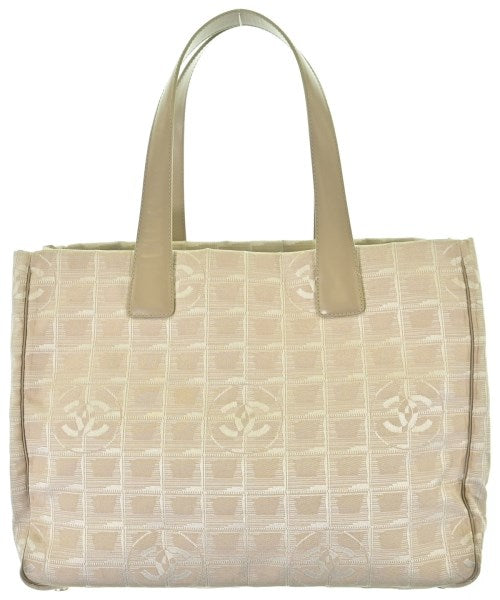 CHANEL กระเป๋าถือขนาดใหญ่