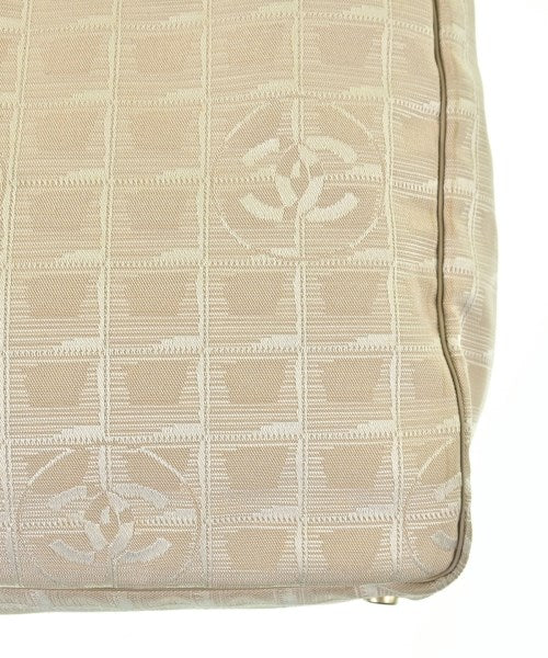 CHANEL กระเป๋าถือขนาดใหญ่