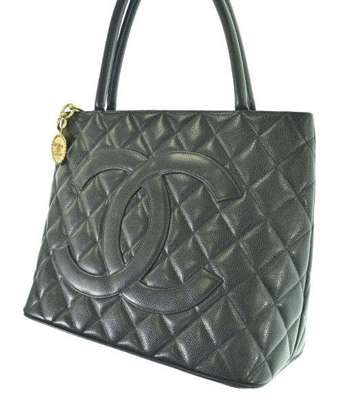 CHANEL กระเป๋าถือ
