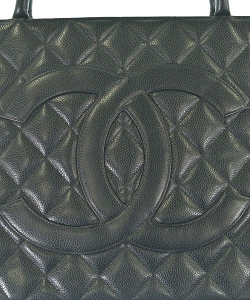 CHANEL กระเป๋าถือ