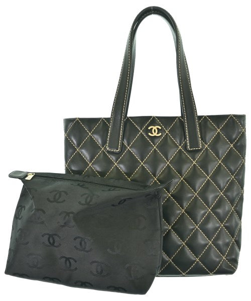 CHANEL กระเป๋าถือขนาดใหญ่
