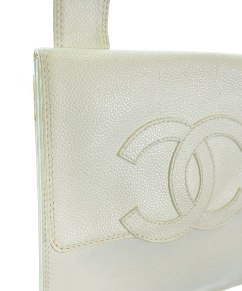 CHANEL กระเป๋าสะพาย