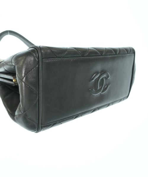 CHANEL กระเป๋าถือ