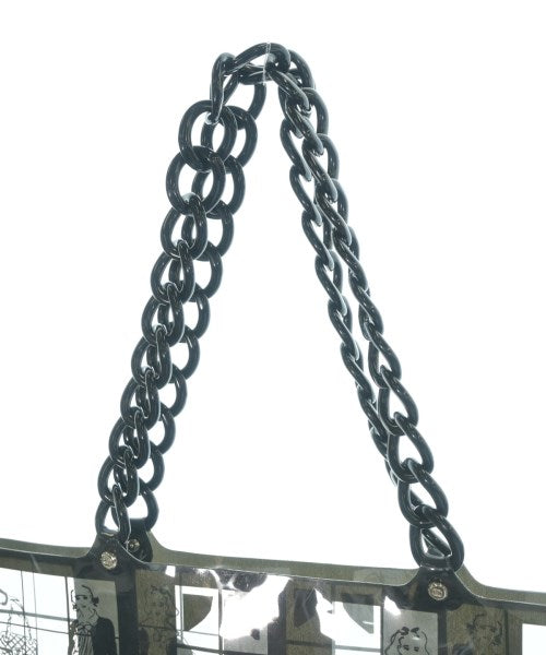 CHANEL กระเป๋าถือขนาดใหญ่