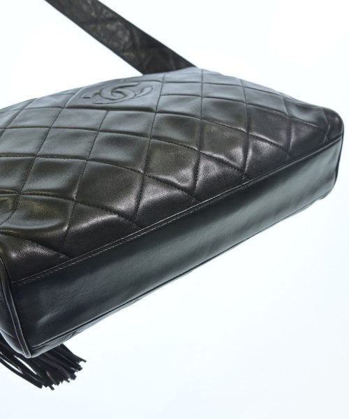 CHANEL กระเป๋าสะพาย