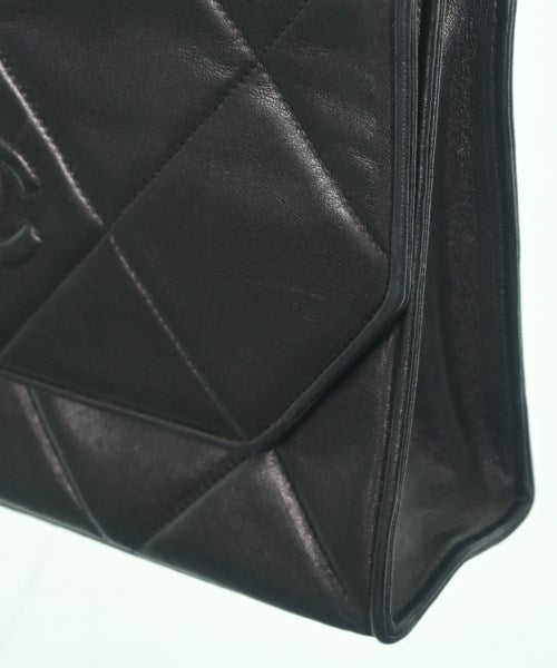 CHANEL กระเป๋าสะพาย