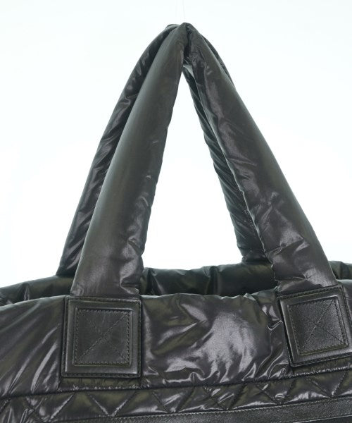 CHANEL กระเป๋าถือขนาดใหญ่