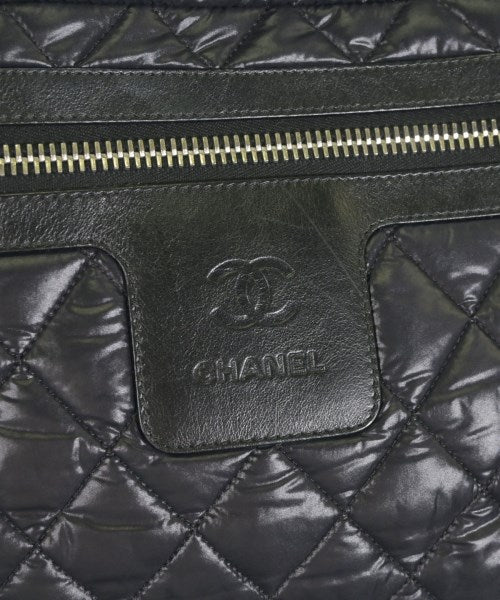 CHANEL กระเป๋าถือขนาดใหญ่