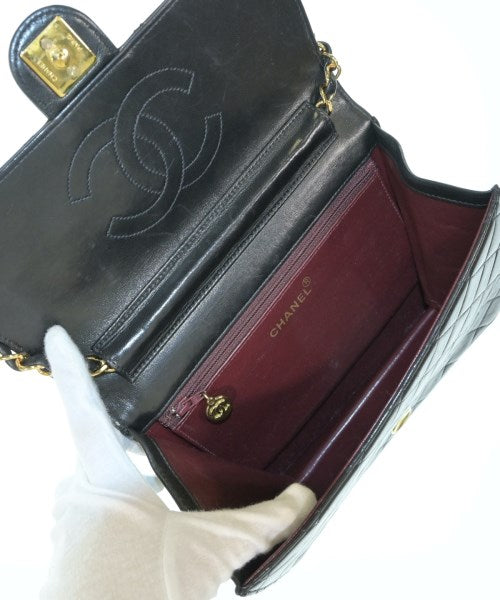 CHANEL กระเป๋าสะพาย