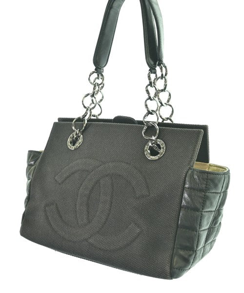 CHANEL กระเป๋าถือ