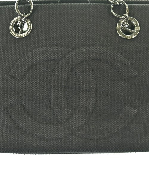 CHANEL กระเป๋าถือ