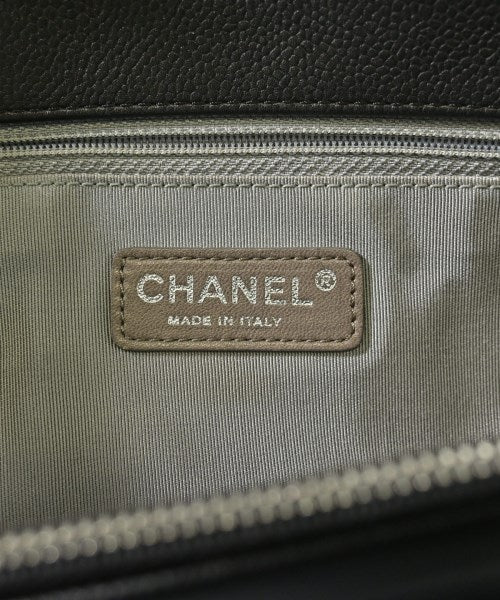 CHANEL กระเป๋าถือขนาดใหญ่